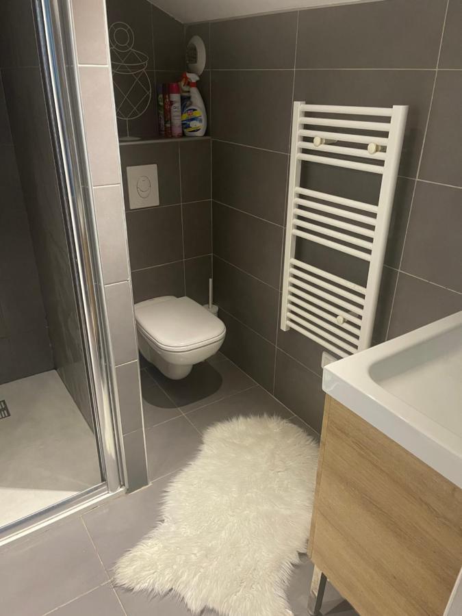 Beau Appartement Calme A Partager Марсель Экстерьер фото